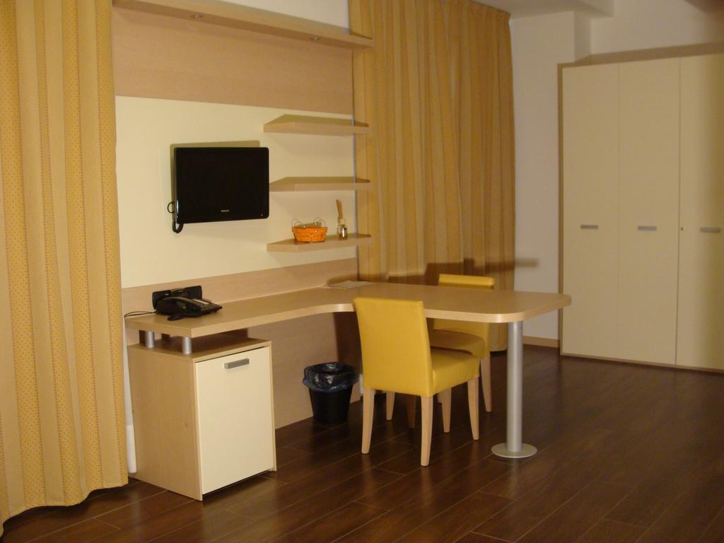 Groane Hotel Residence Cesano Maderno Chambre photo