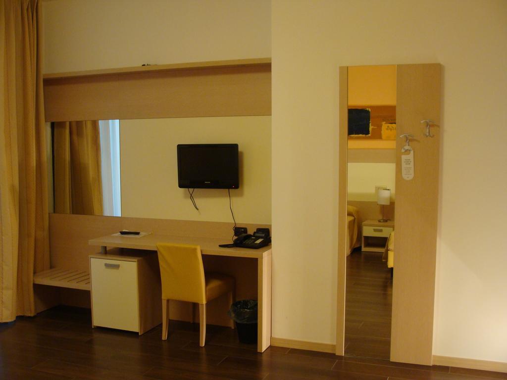 Groane Hotel Residence Cesano Maderno Extérieur photo