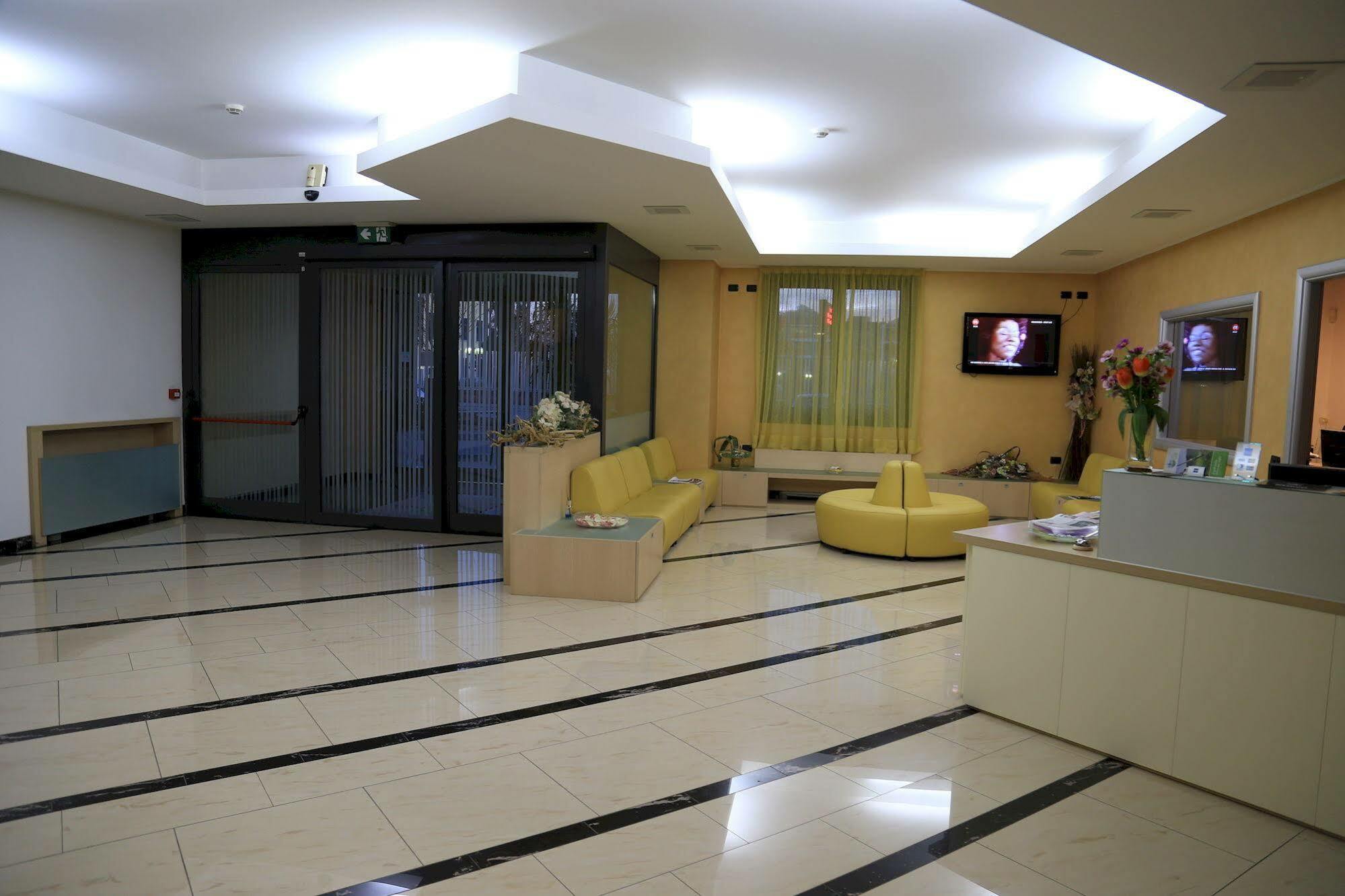Groane Hotel Residence Cesano Maderno Extérieur photo