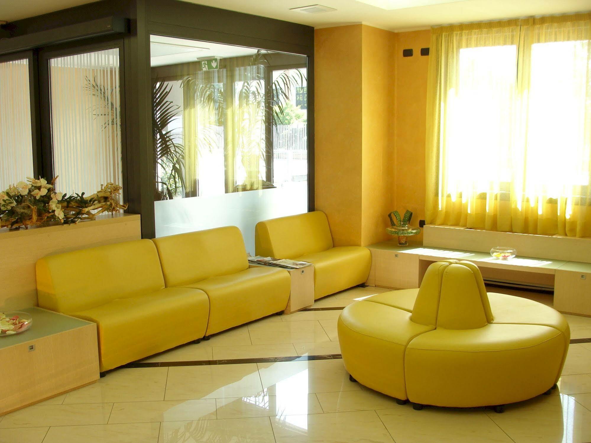Groane Hotel Residence Cesano Maderno Extérieur photo