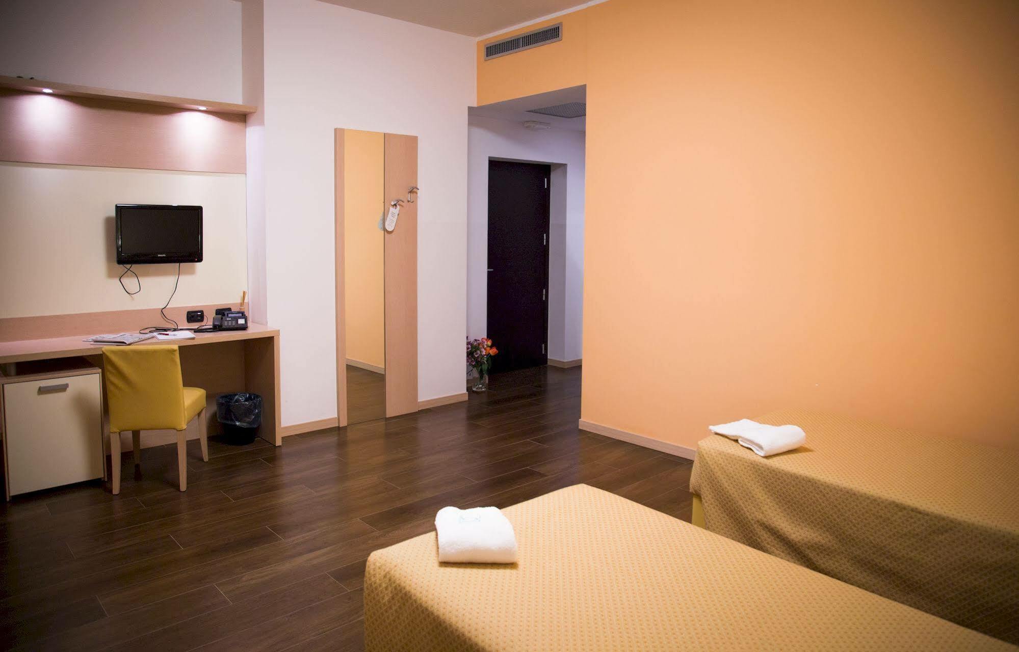 Groane Hotel Residence Cesano Maderno Extérieur photo